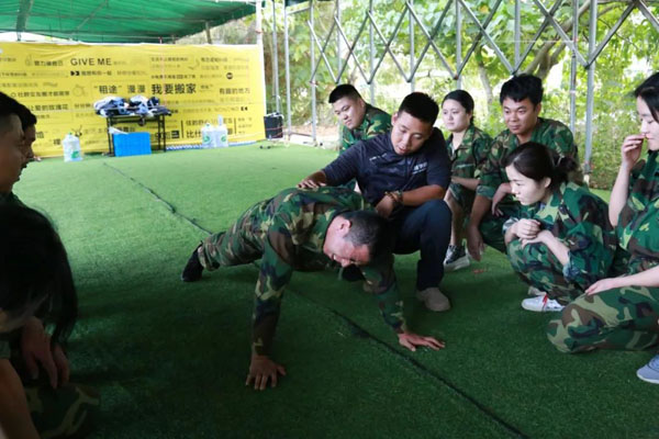 鴻嘉利新能源_厚積薄發(fā)_贏勝2021(圖12) 鴻嘉利新能源_厚積薄發(fā)_贏勝2021(圖12)